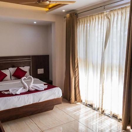 D' Manor Service Apartment Belagavi Zewnętrze zdjęcie