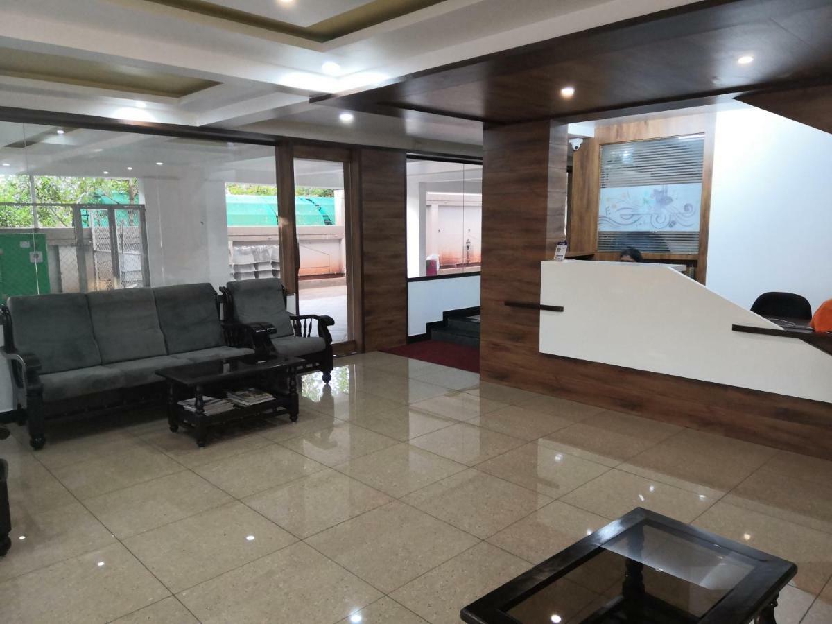 D' Manor Service Apartment Belagavi Zewnętrze zdjęcie